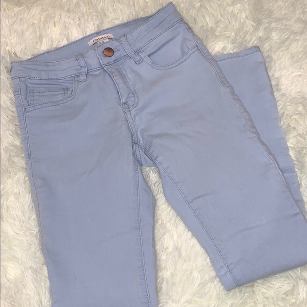 Light Wash Skinny Jeans